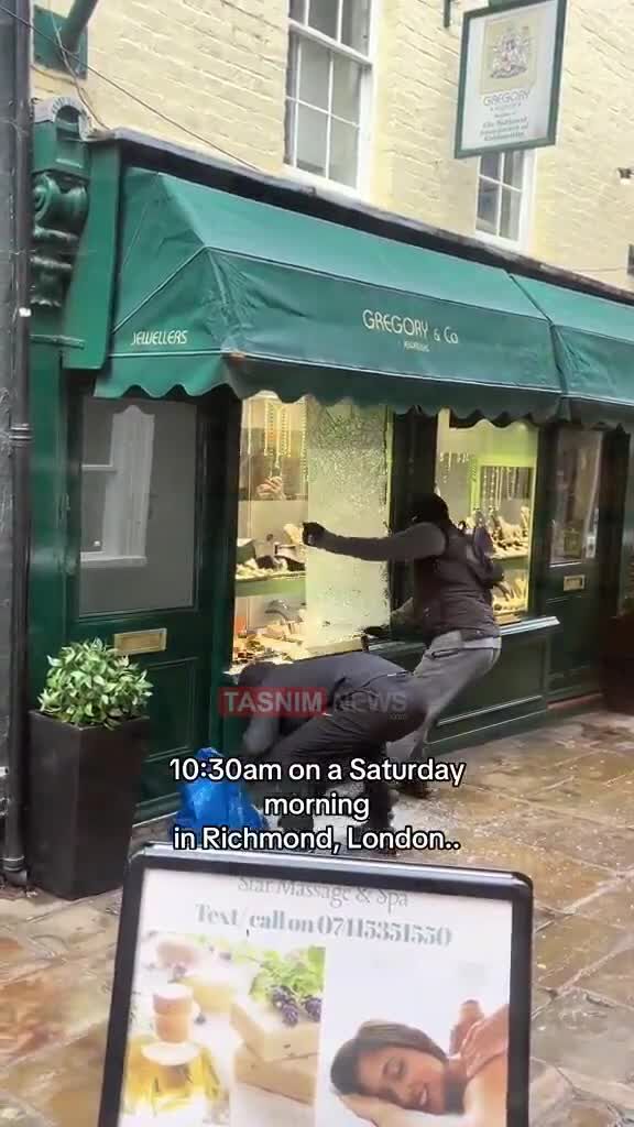 فیلم سرقت خونسردانه و عجیب از یک طلافروشی