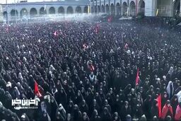 نماز بر پیکر مطهر رهبر شهید به امامت آیت الله جعفر سبحانی