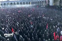 نماز بر پیکر مطهر رهبر شهید به امامت آیت الله جعفر سبحانی