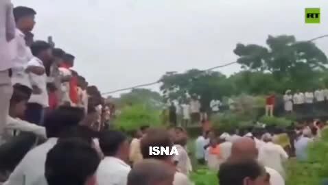 ببینید: ریزش ساختمان مدرسه با 35 کشته و زخمی