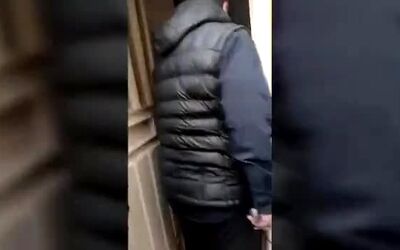 ویدئو/ پایان قلدری اوباش سلاح به دست