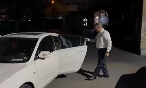 فیلمی از لحظه در آغوش کشیدن آمنه از سوی پدر و مادر؛ پایانی خوش در ماجرای ربوده شدن دختر ۳ ساله
